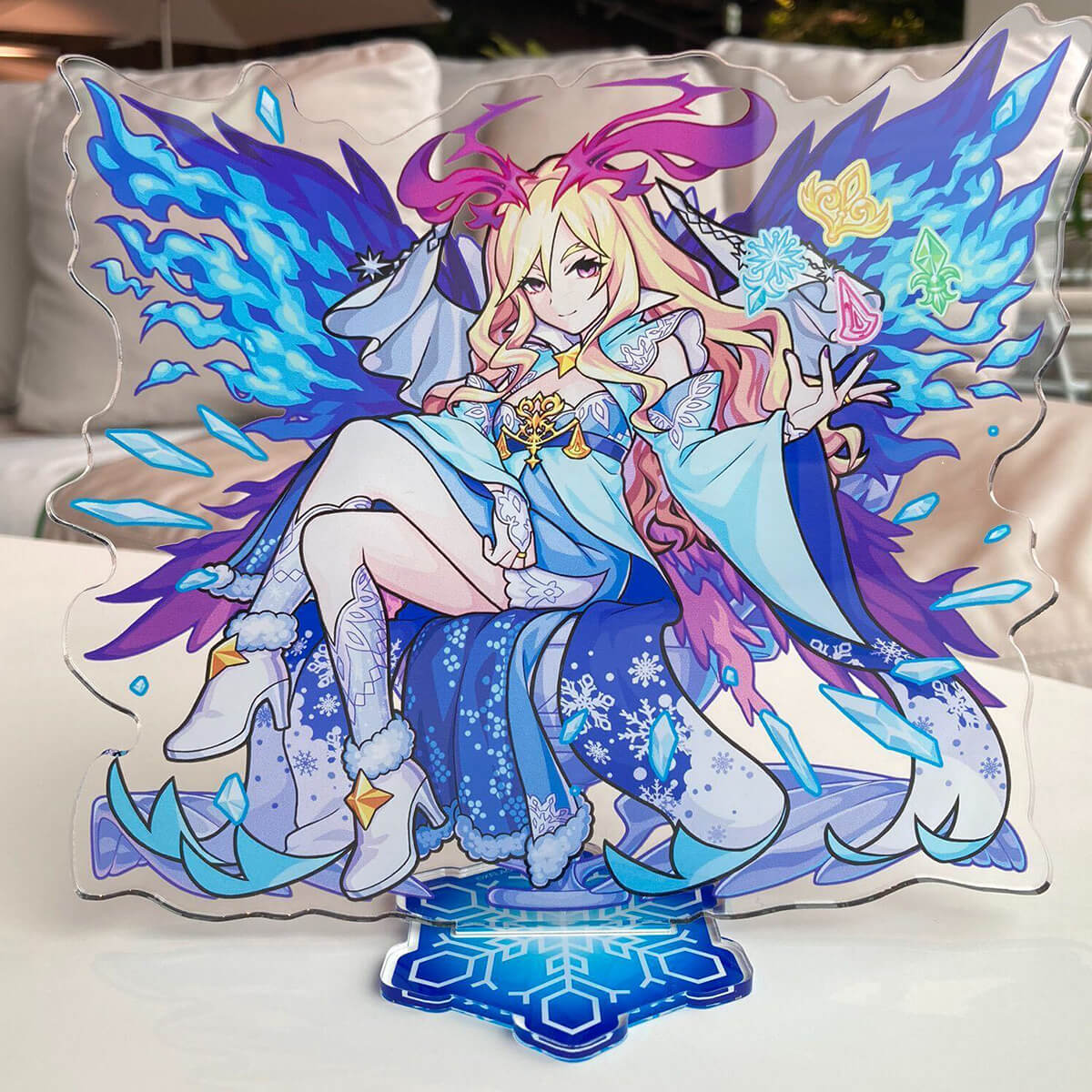 アクリルスタンド ルシファー winter ver.